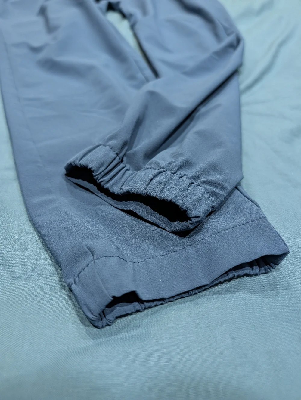 Mizzen+Main Helmsman Slim Joggers Blue 30W Golf Performance Pants Stretch Travel - Picture 10 of 15